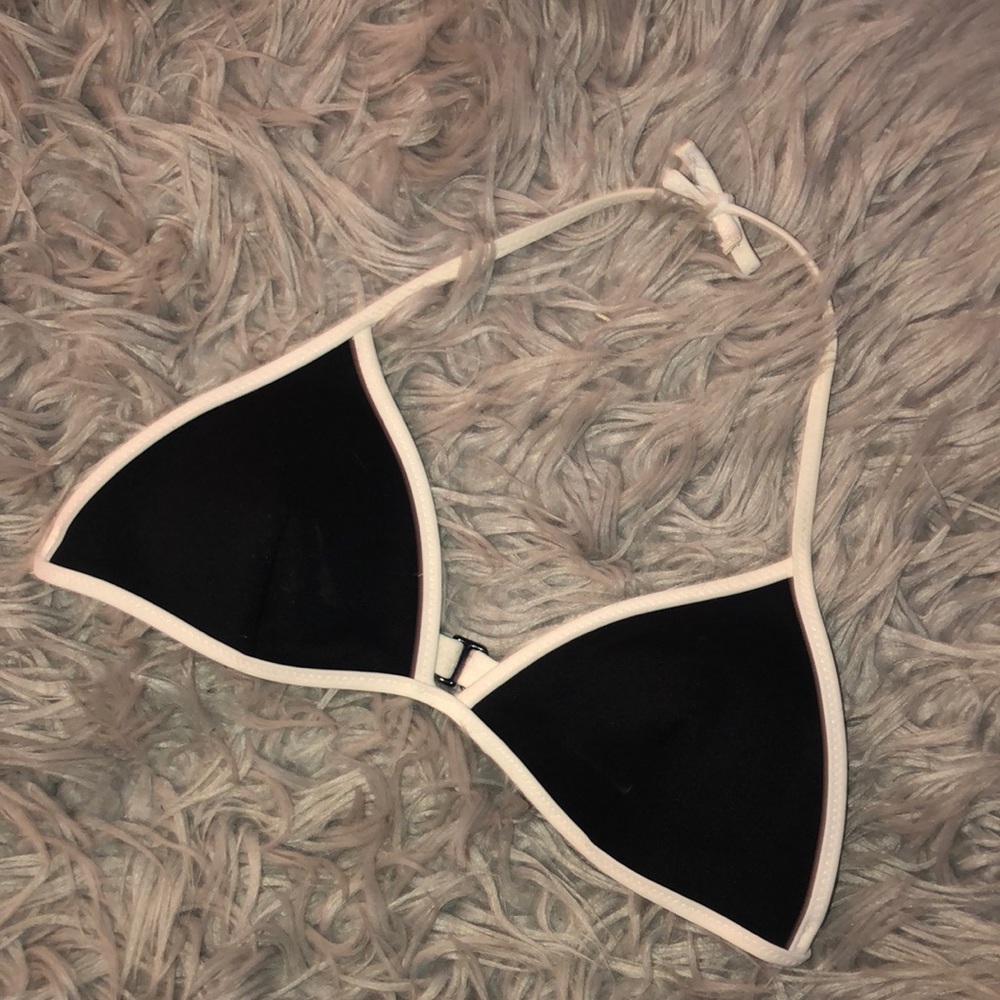 VS Black halter bikini top